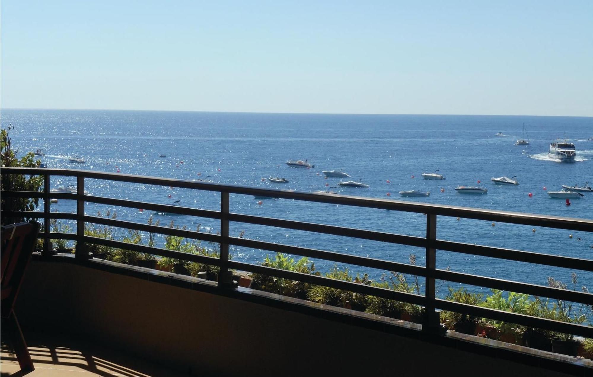 3 Bedroom Gorgeous Apartment In Tossa De Mar Eksteriør bilde