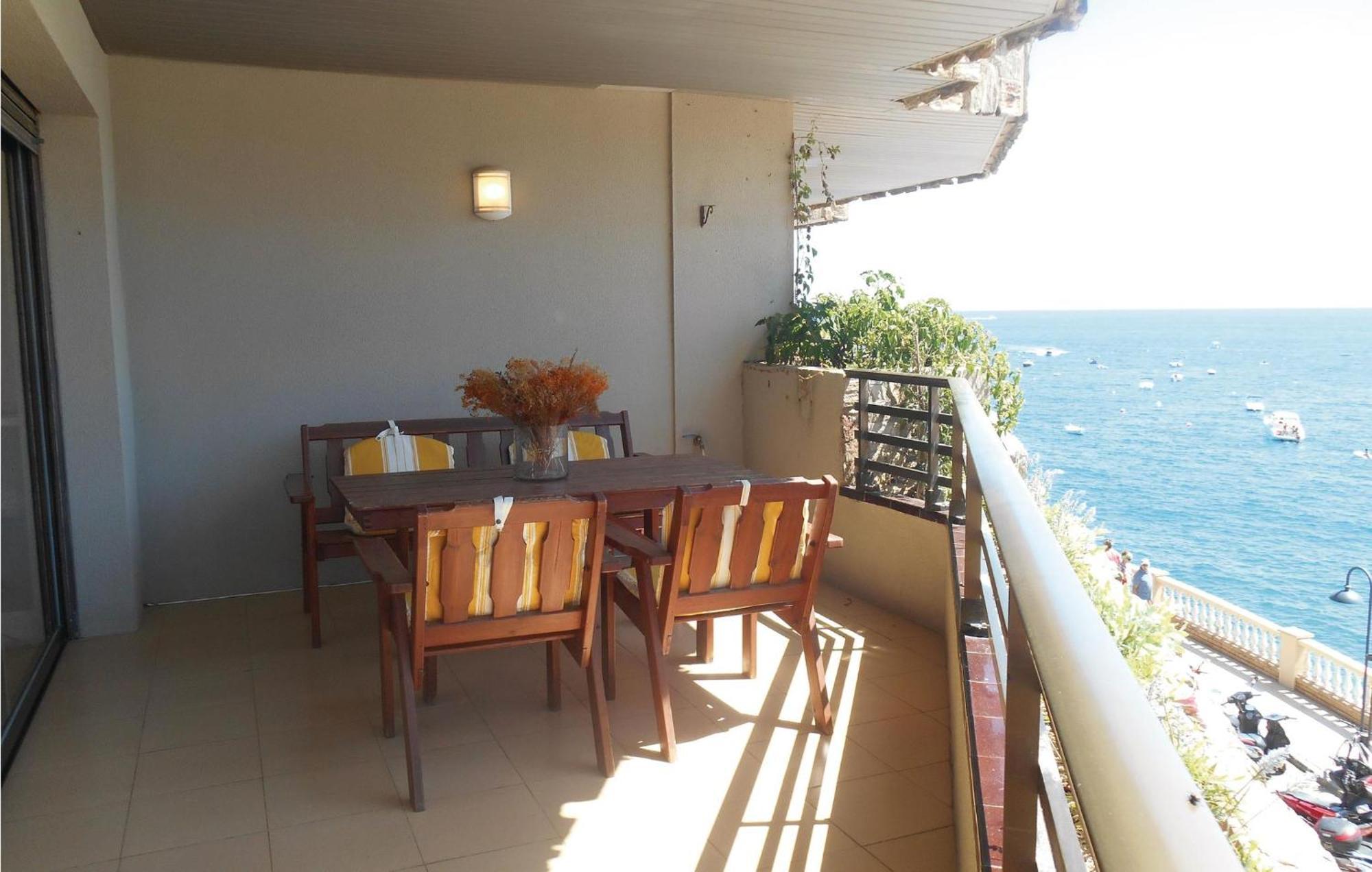 3 Bedroom Gorgeous Apartment In Tossa De Mar Eksteriør bilde