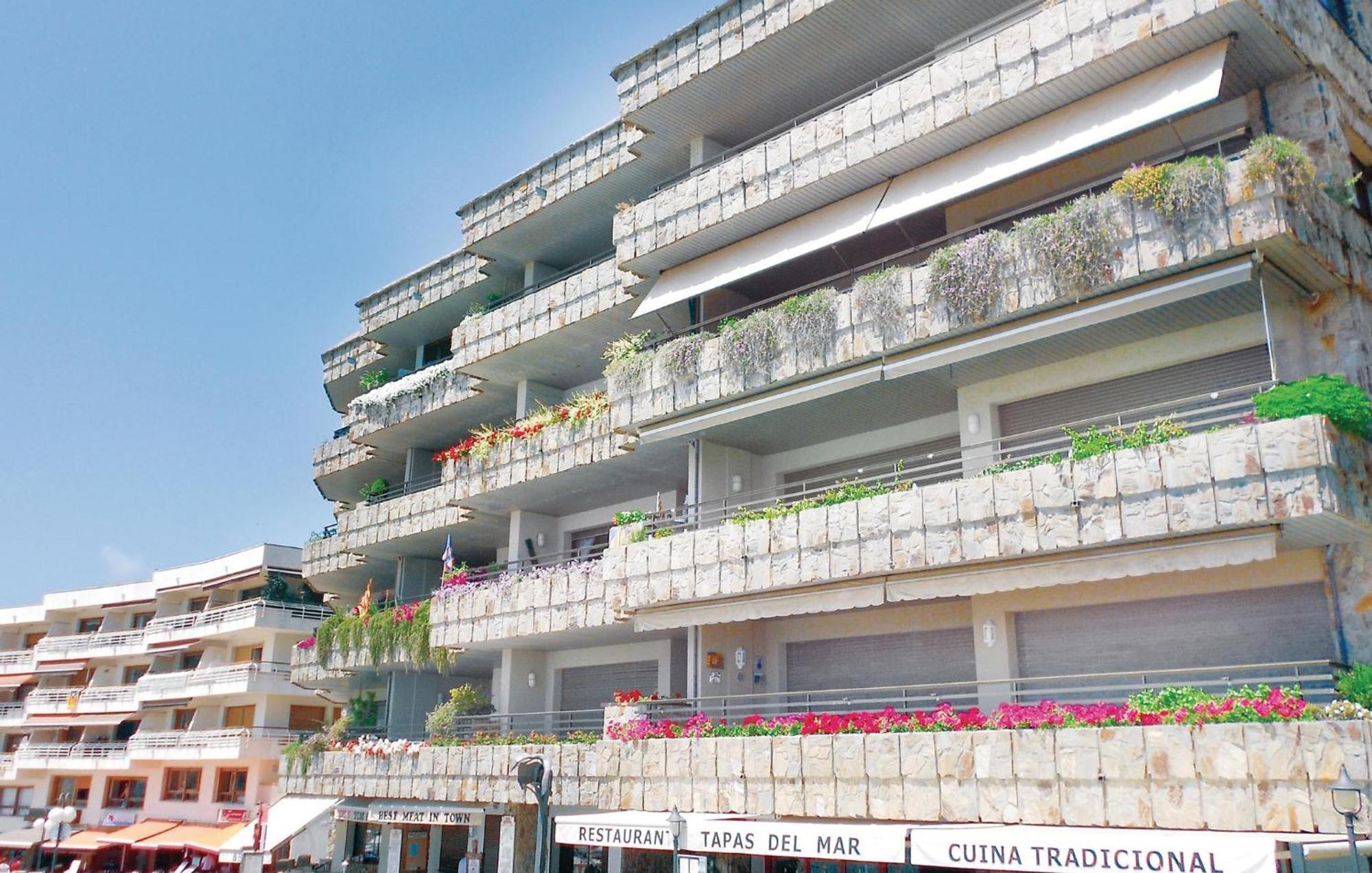 3 Bedroom Gorgeous Apartment In Tossa De Mar Eksteriør bilde